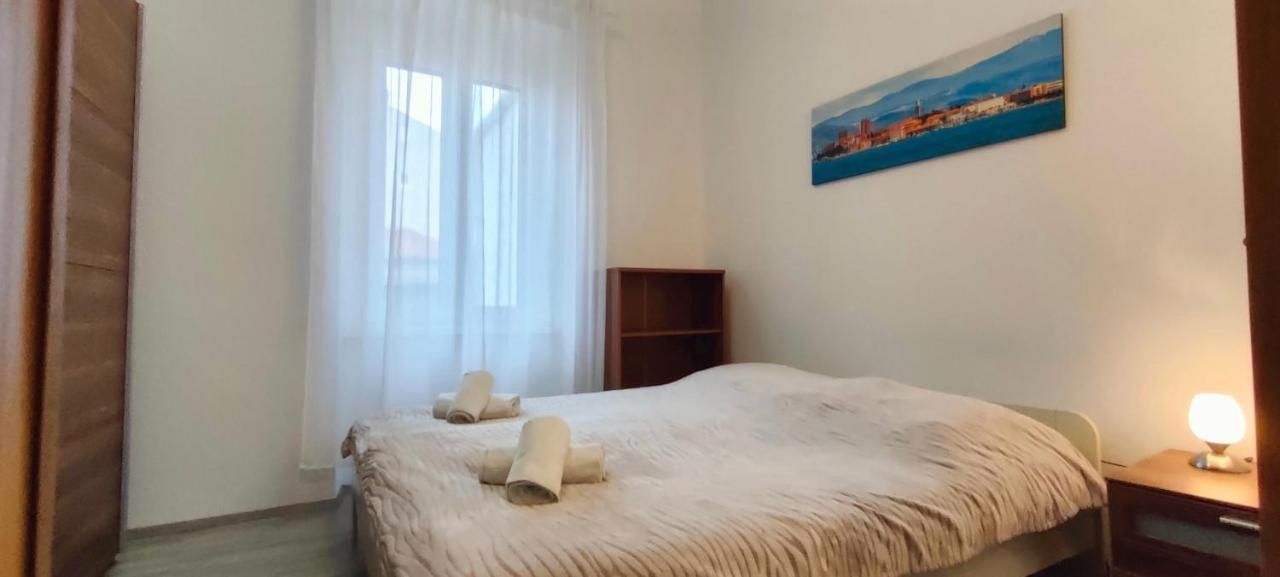 Apartma Gust Koper Apartman Kültér fotó